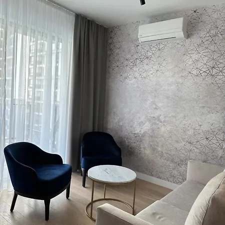 Bw Lux Apartment Sajmiste